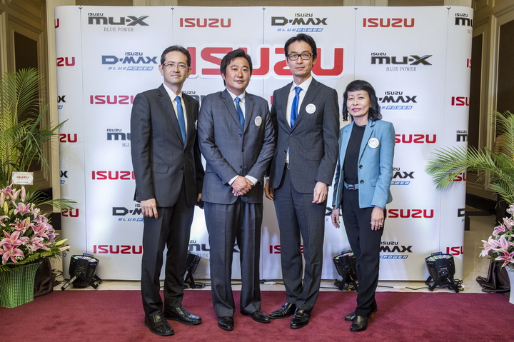 iamcar_isuzu cambodia4